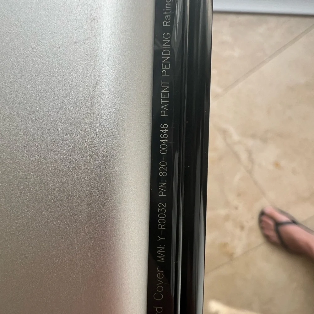 Logitech Ultrathin Keyboard Cover